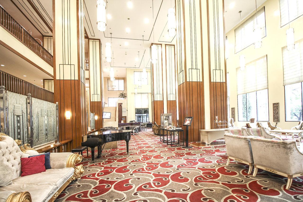 Hotel Redtop & Convention Center