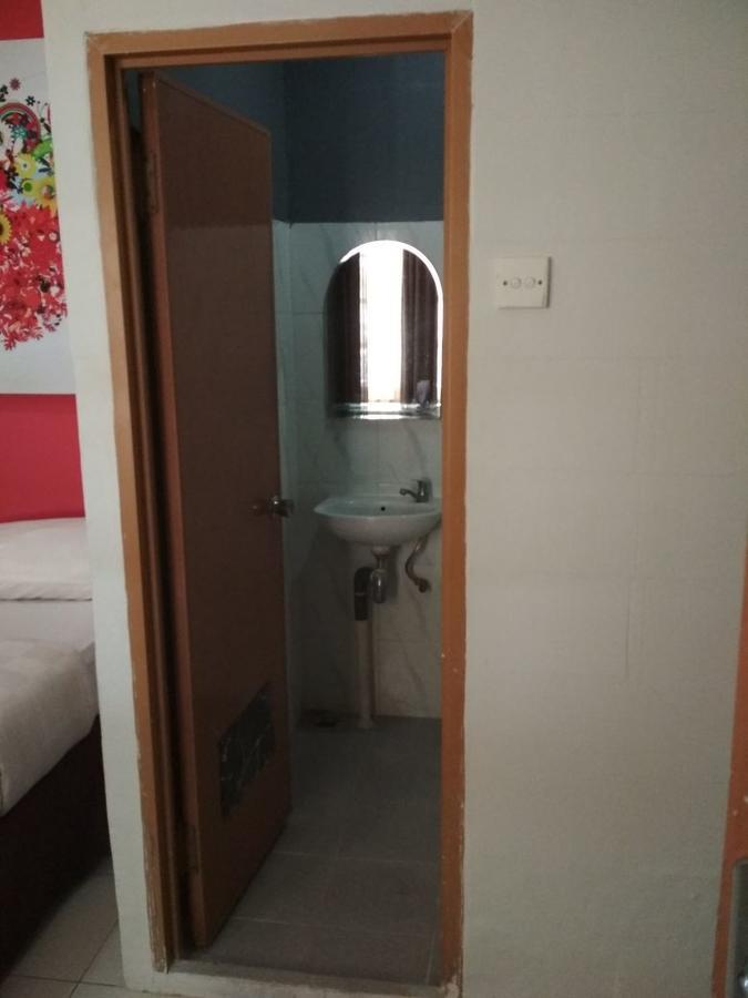 Maven Cilandak Khách sạn