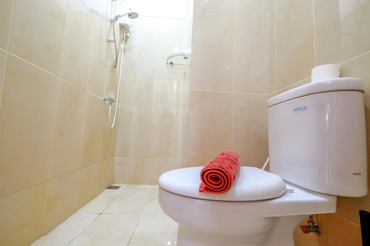 Modern 2 Bedroom Northland Ancol Near Ancol By Travelio Apartment