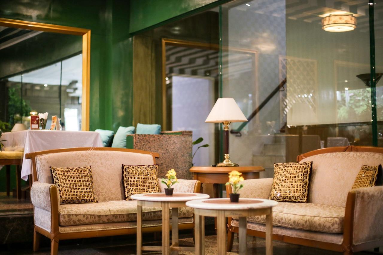 John's Pardede International Hotel