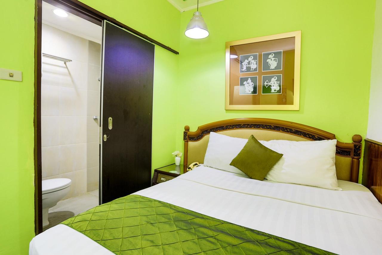 John's Pardede International 3* Jakarta