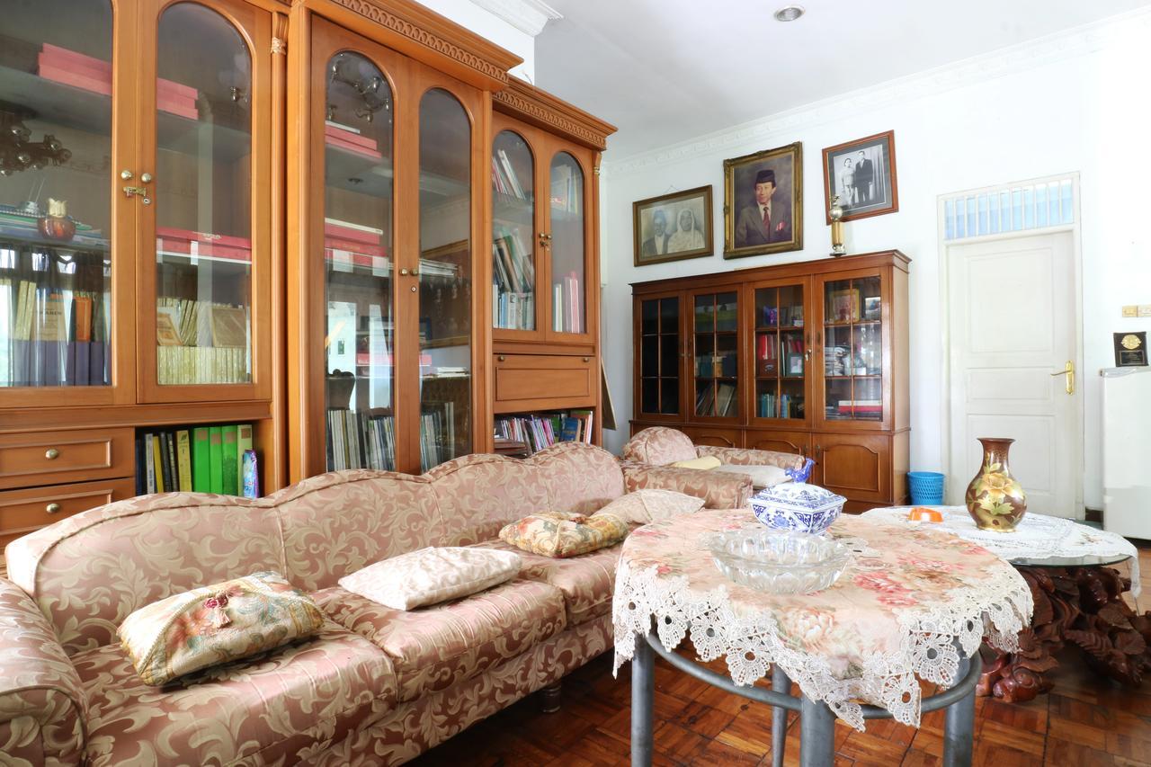 Guest house Sri Manganti Jakarta