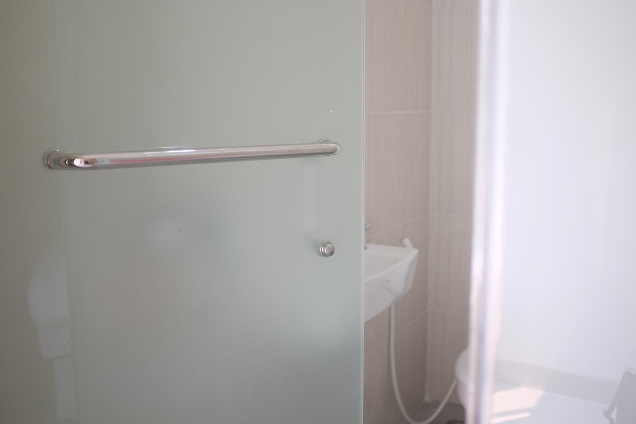 Reddoorz Near Mall Ciputra Wisma tamu 3*