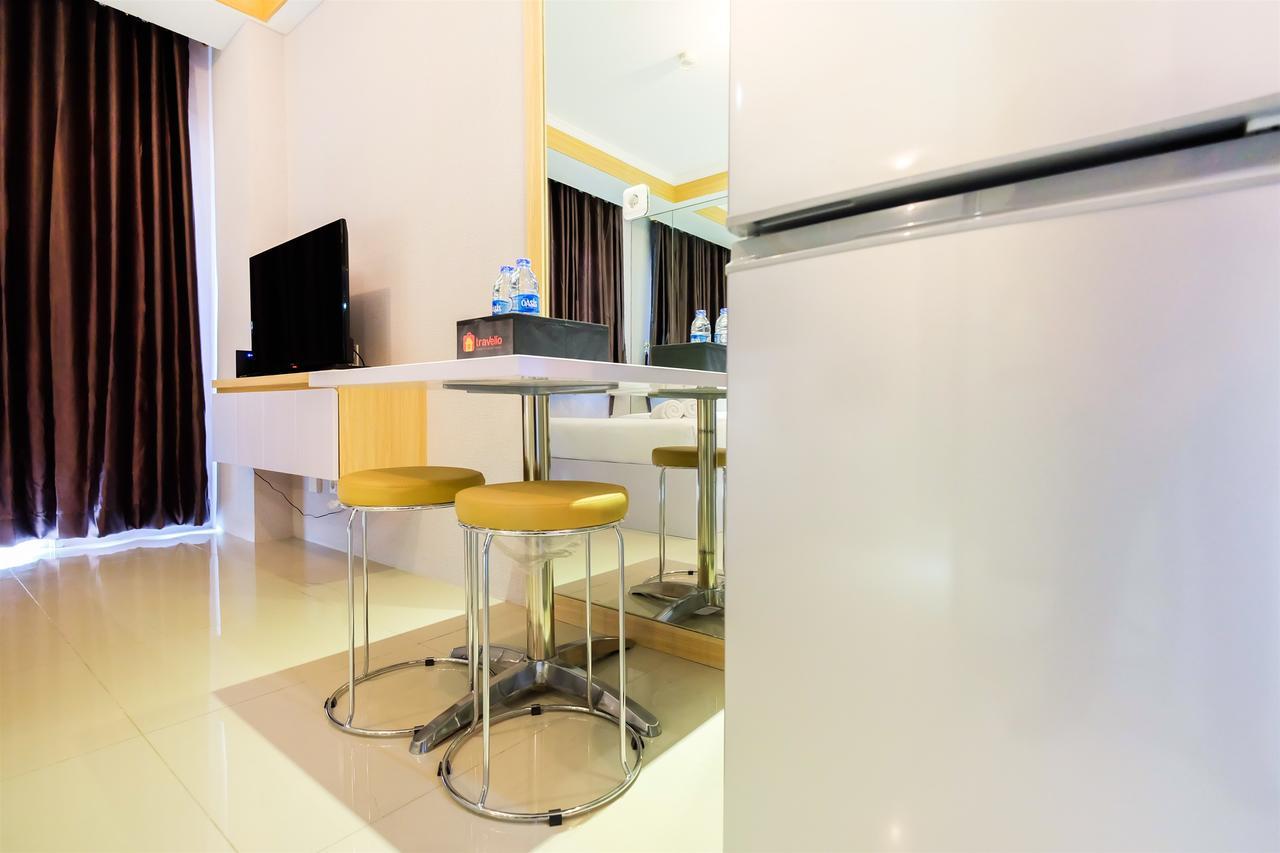Spacious Signature Park Grande By Travelio Jakarta