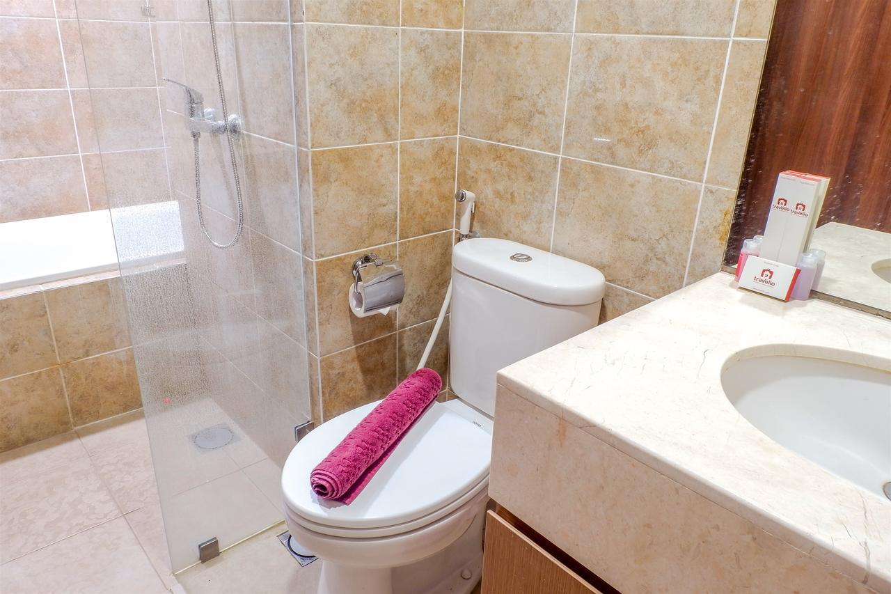 2br Cozy Pool View Kemang Village With Access To Mall By Travelio Jakarta