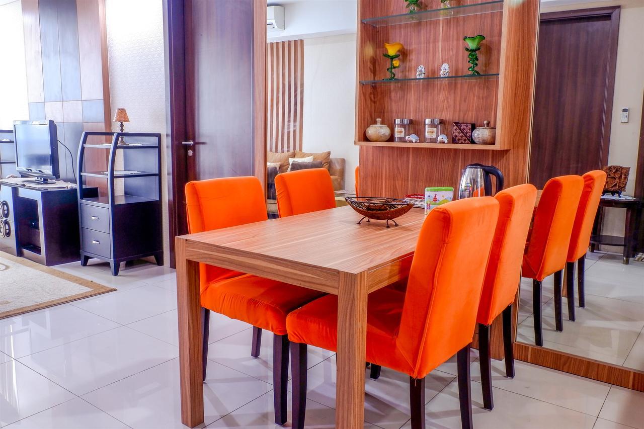 2br Cozy Pool View Kemang Village With Access To Mall By Travelio Jakarta