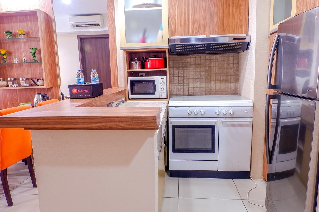 Pangsapuri 2br Cozy Pool View Kemang Village With Access To Mall By Travelio *