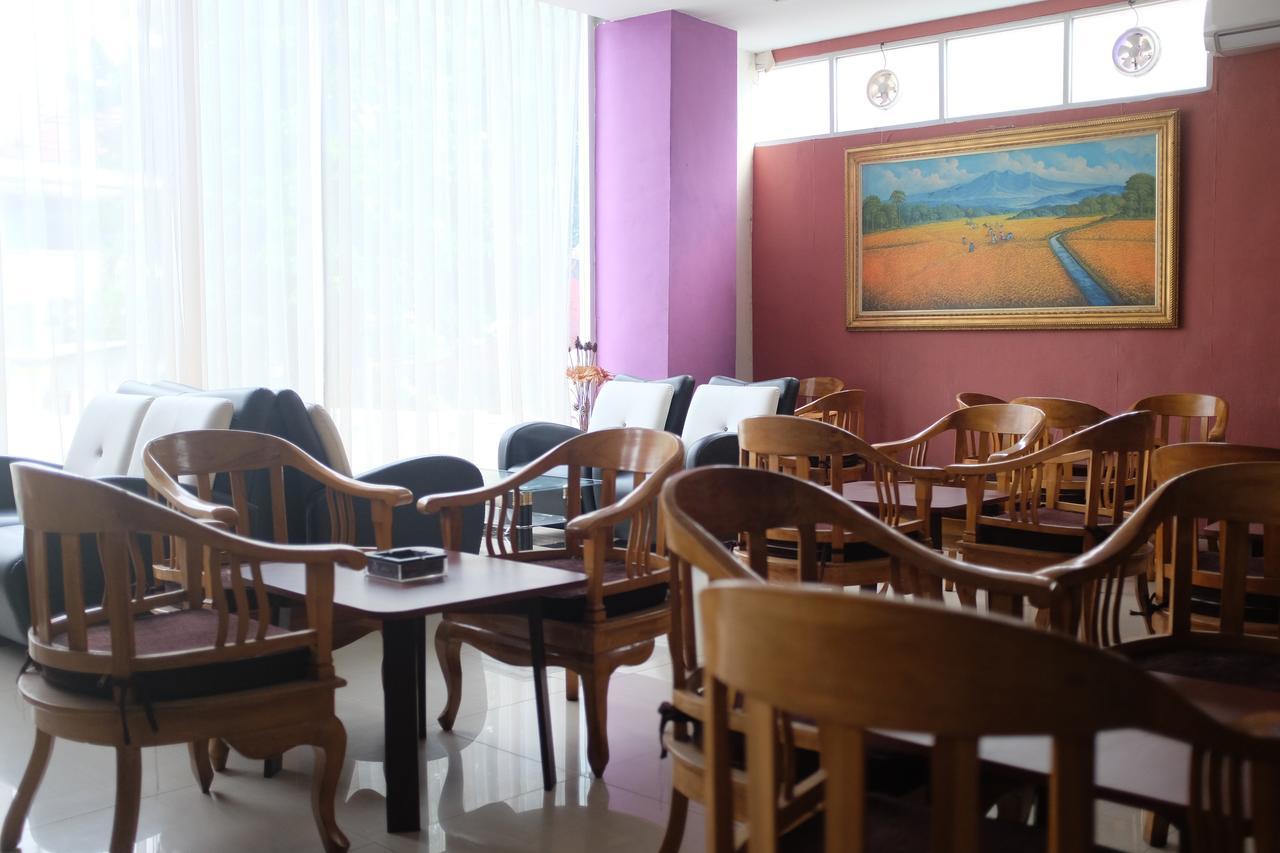 Hotel Reddoorz Near Senen