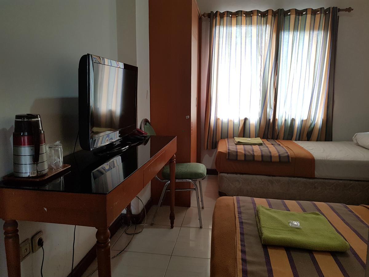 Maxim Kwitang Hotel 2*