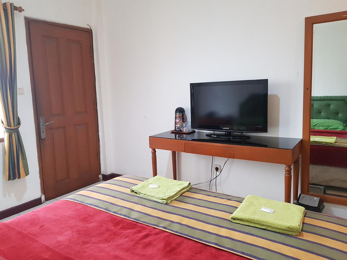 Maxim Kwitang Hotel 2*