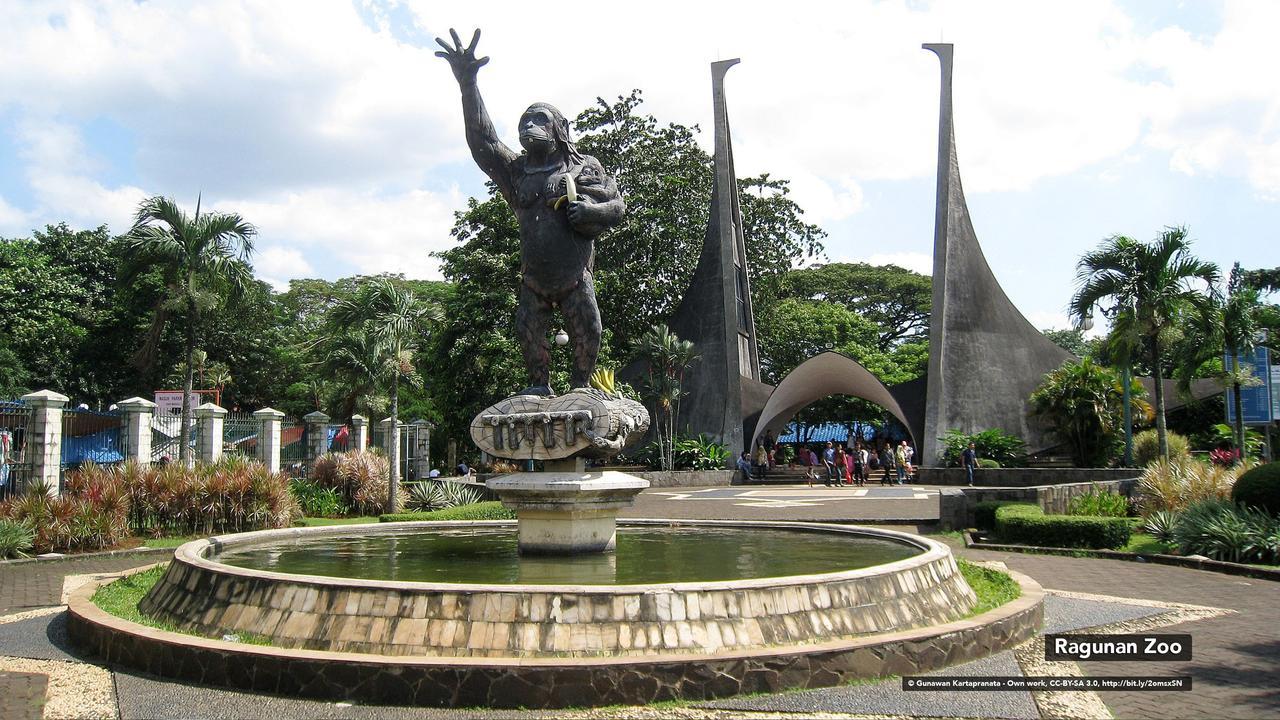 Zen Kuningan Tiong Gasthuis