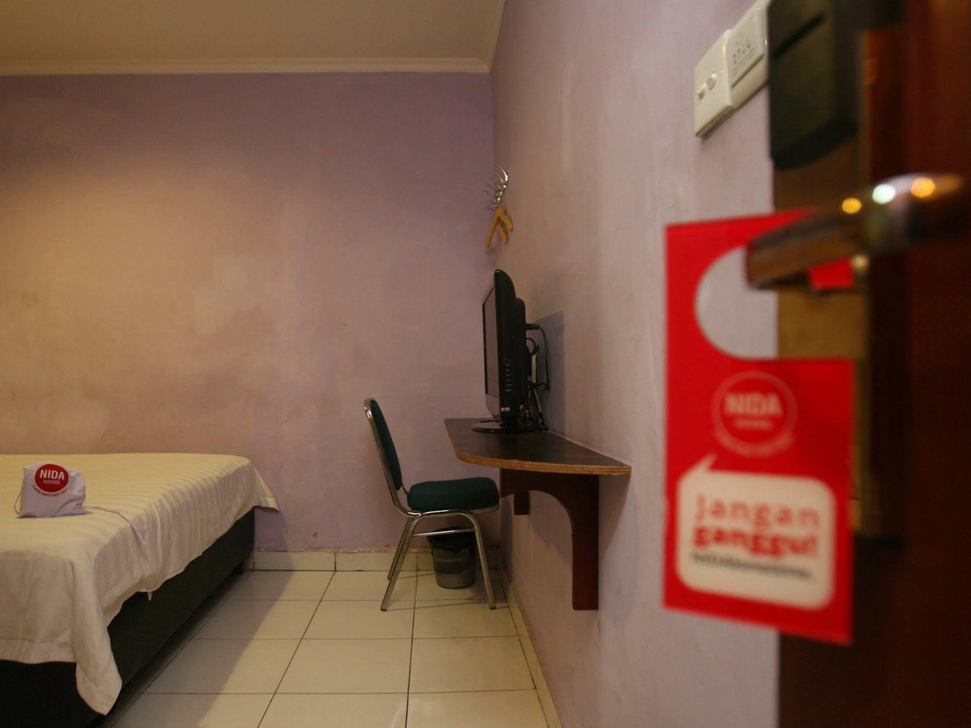 Nida Taman Sari Mangga Besar Raya Hotel