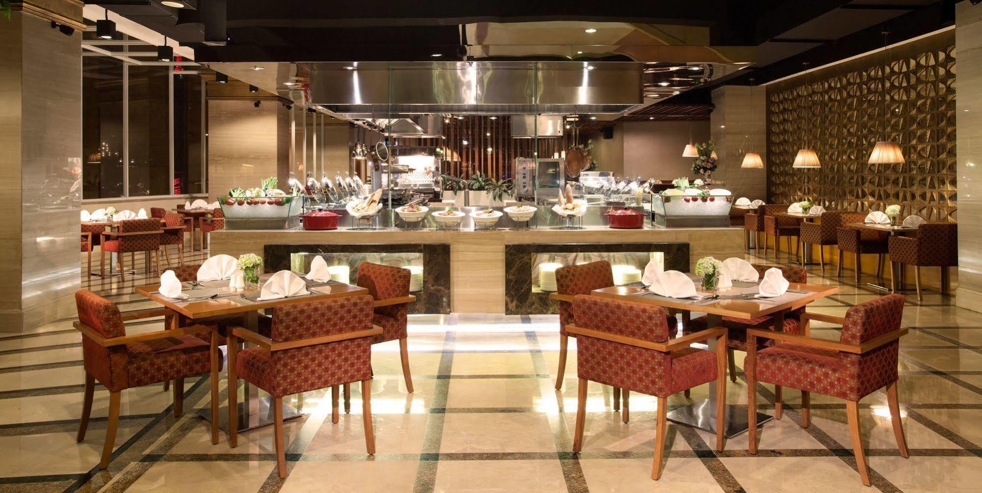 Le Grandeur Mangga Dua Hotel