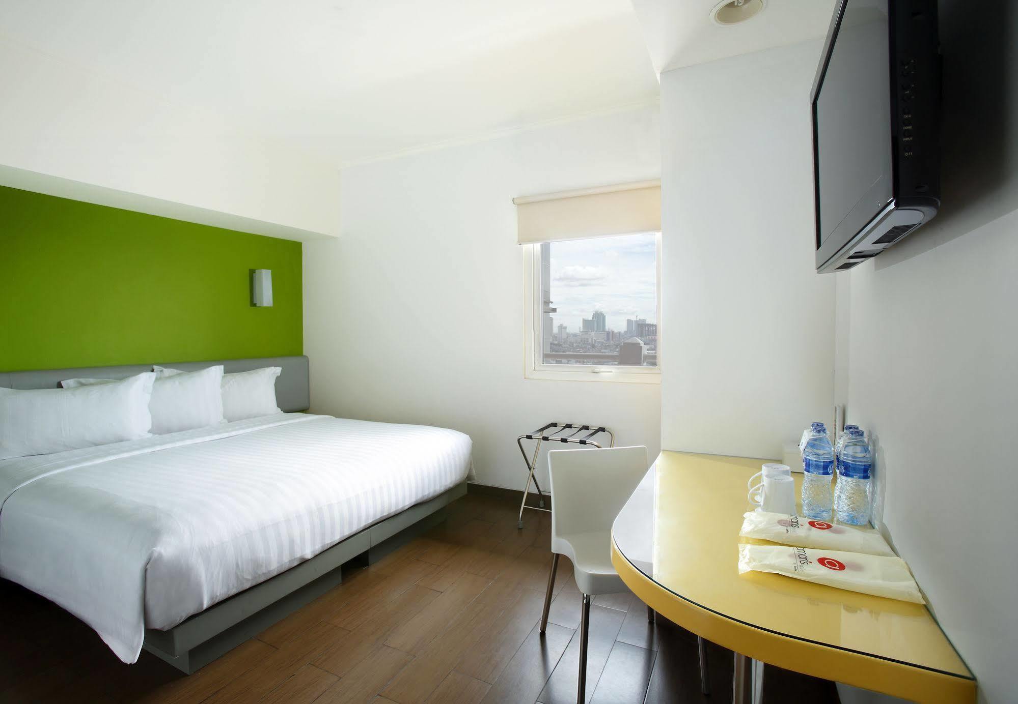 Amaris Mangga Dua Square Hotel Jakarta