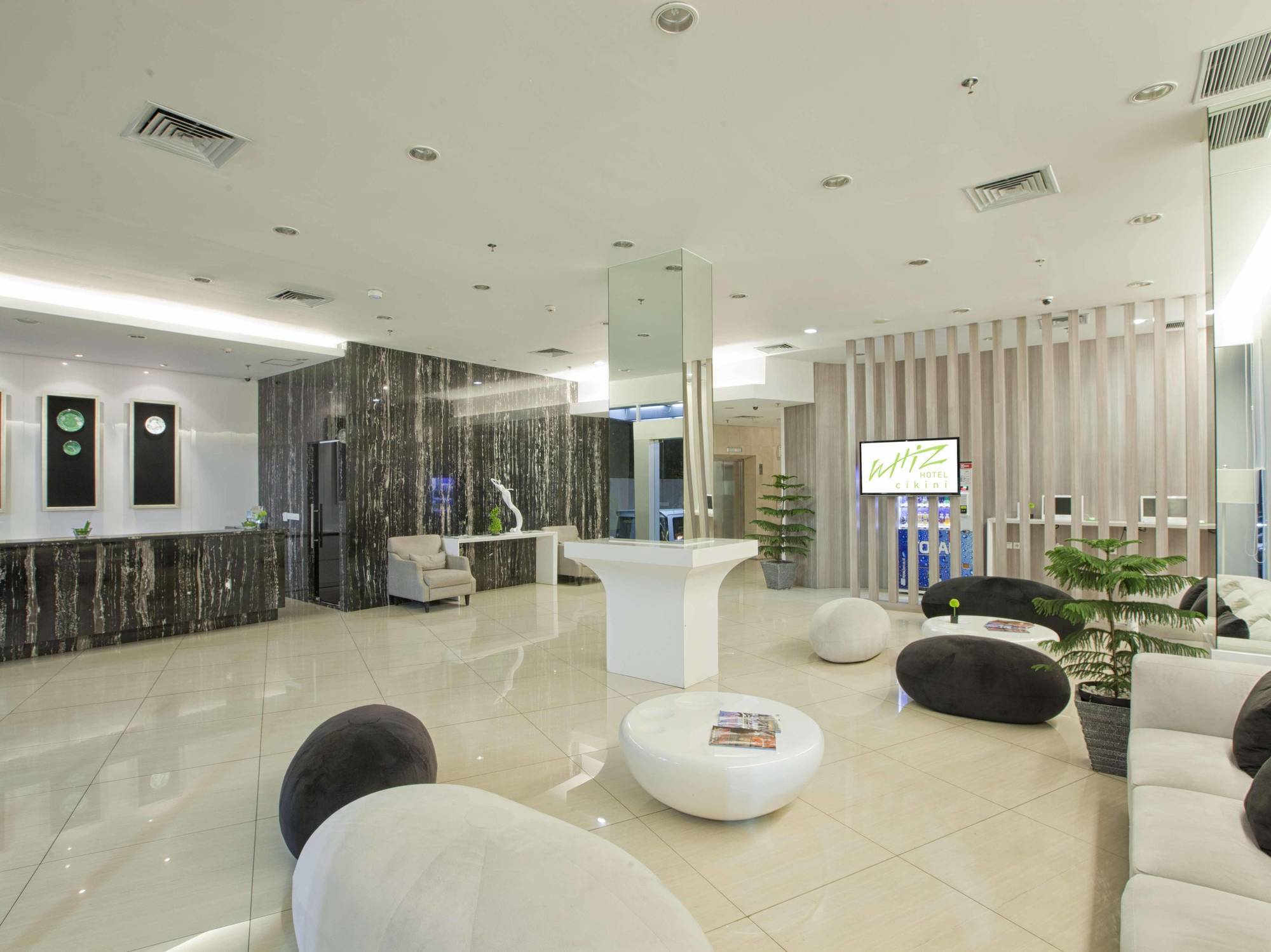 Whiz Cikini 2* Jakarta