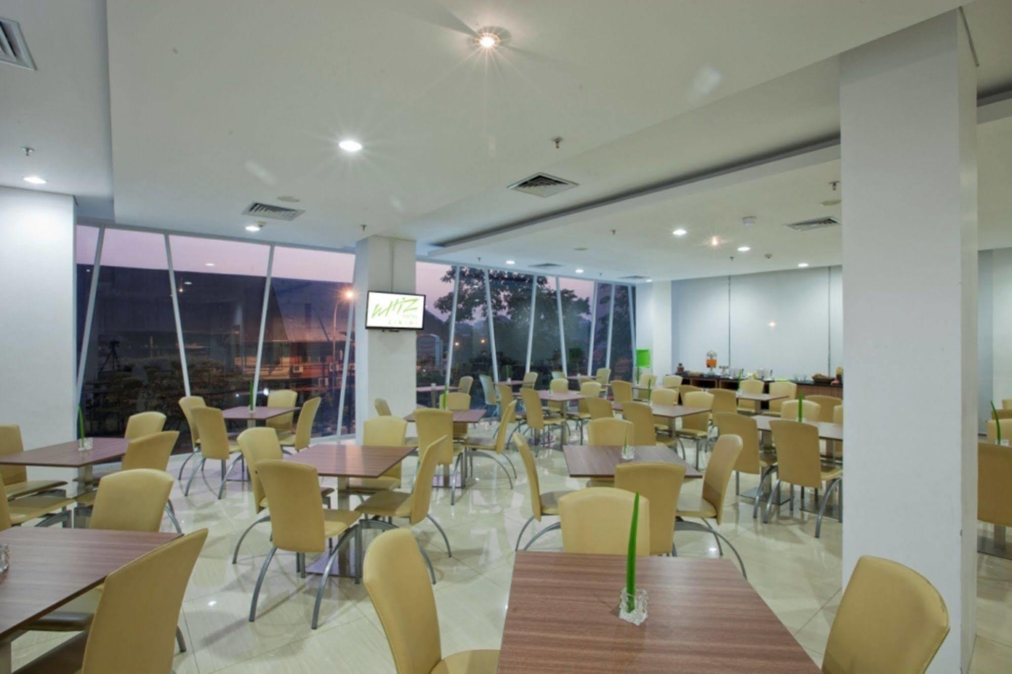 Whiz Cikini Hotel Jakarta