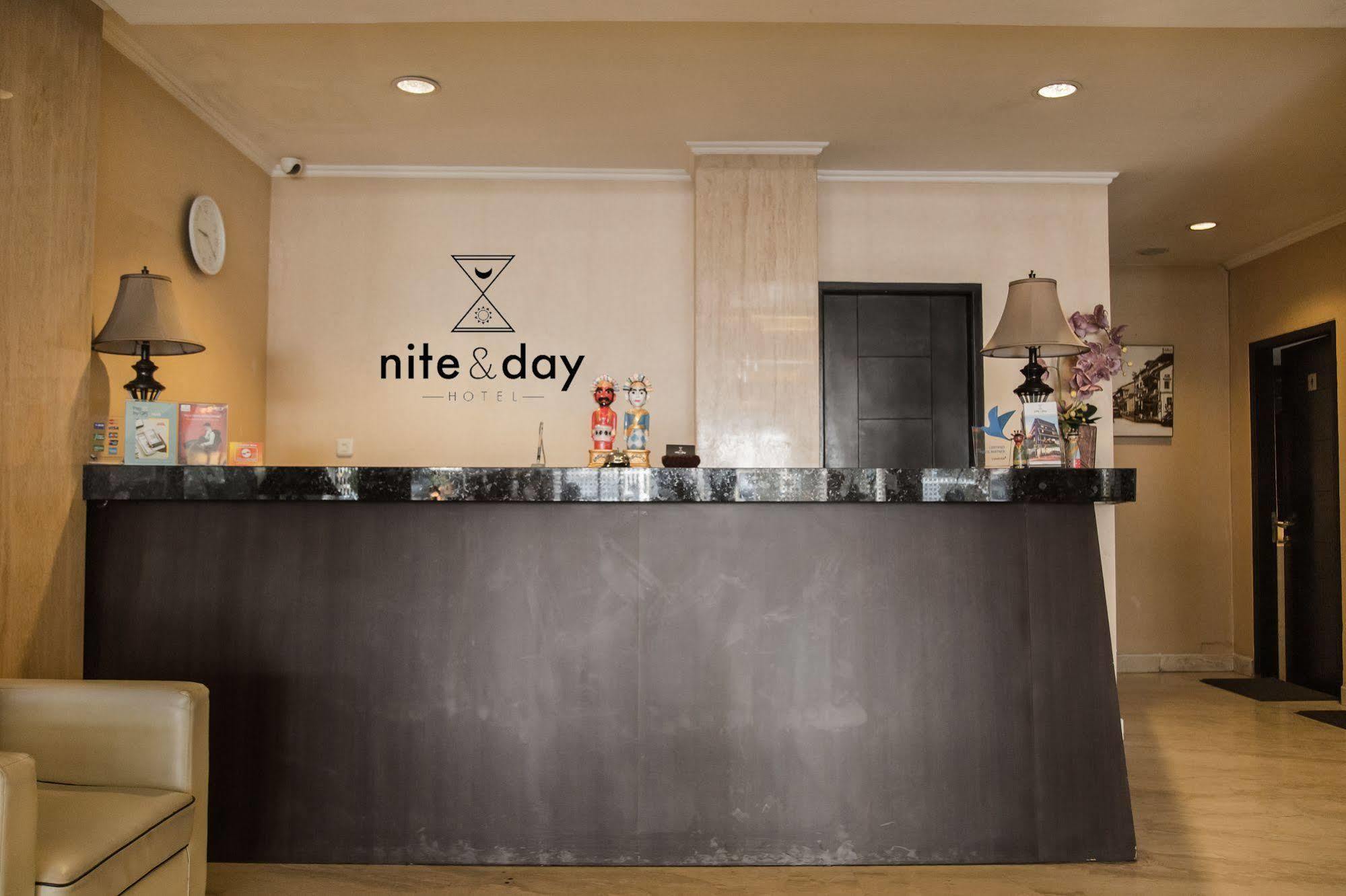 Nite & Day Roxy Hotel 2*