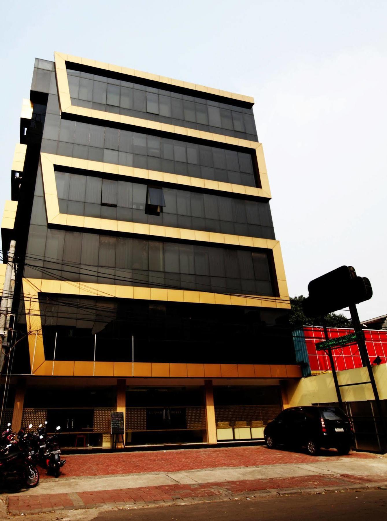 Nite & Day Roxy Jakarta