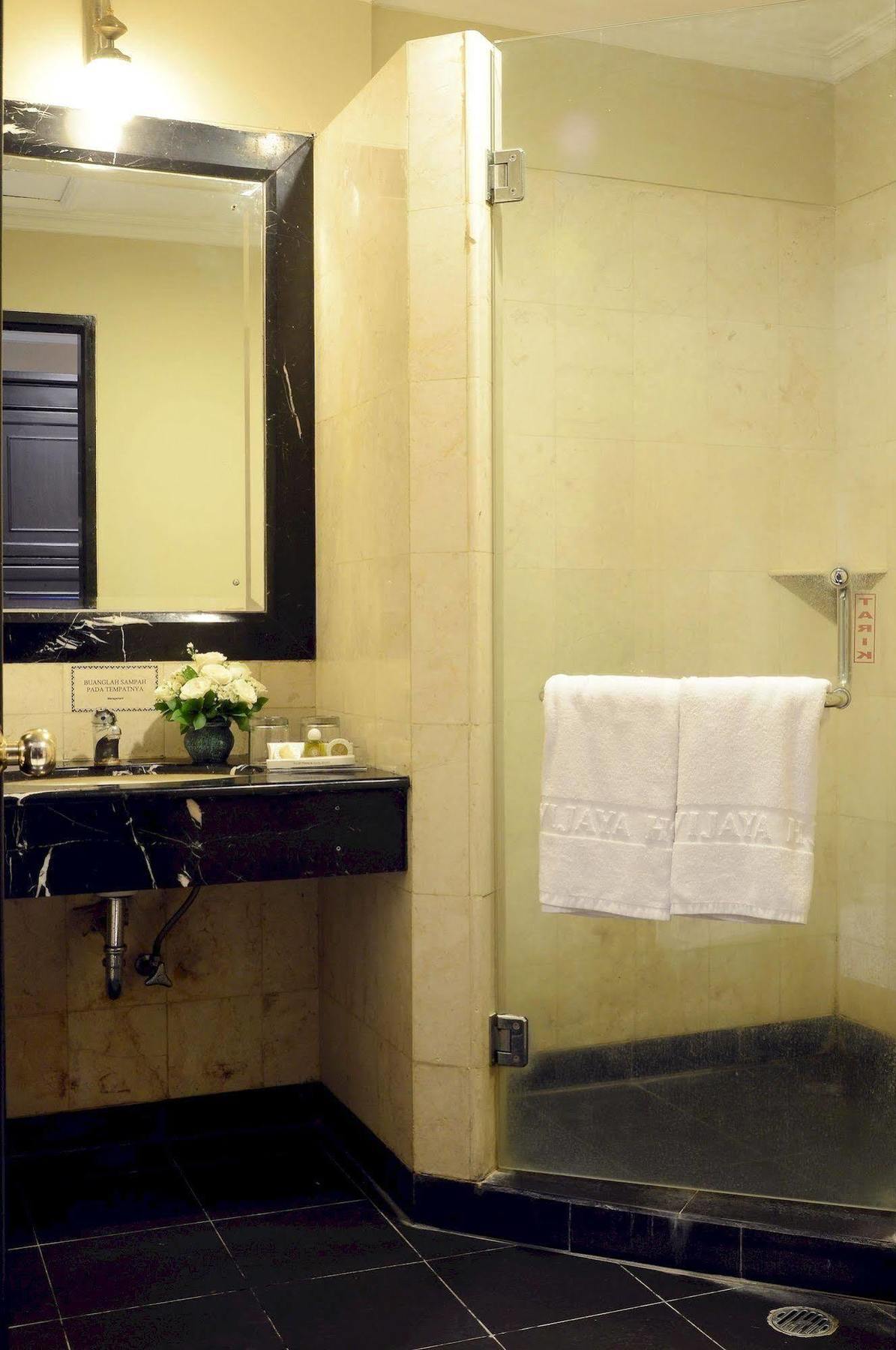 Capital O 534 Sriwijaya 3* Jakarta