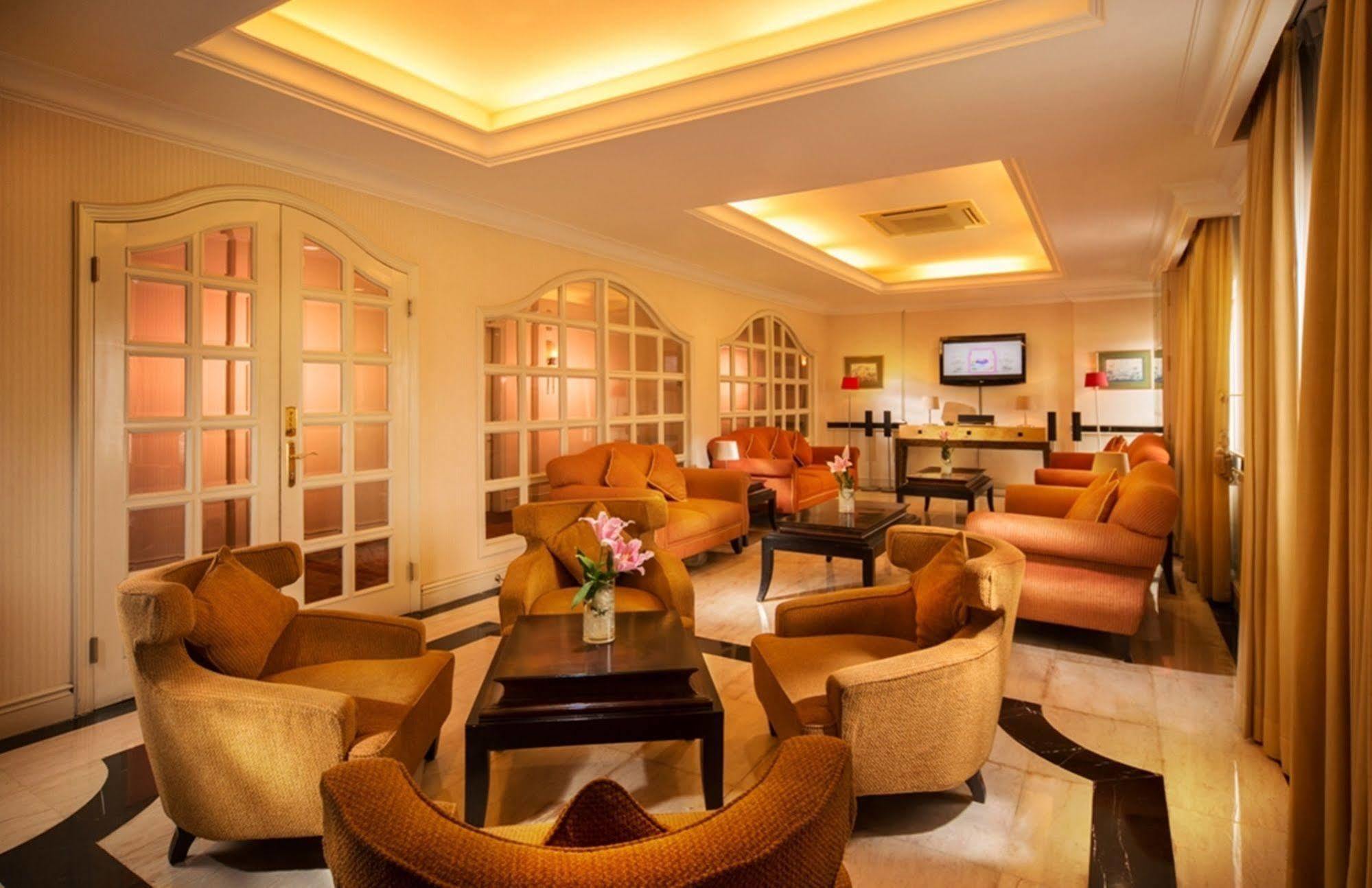 Blue Sky Pandurata Cikini Hotel 3*