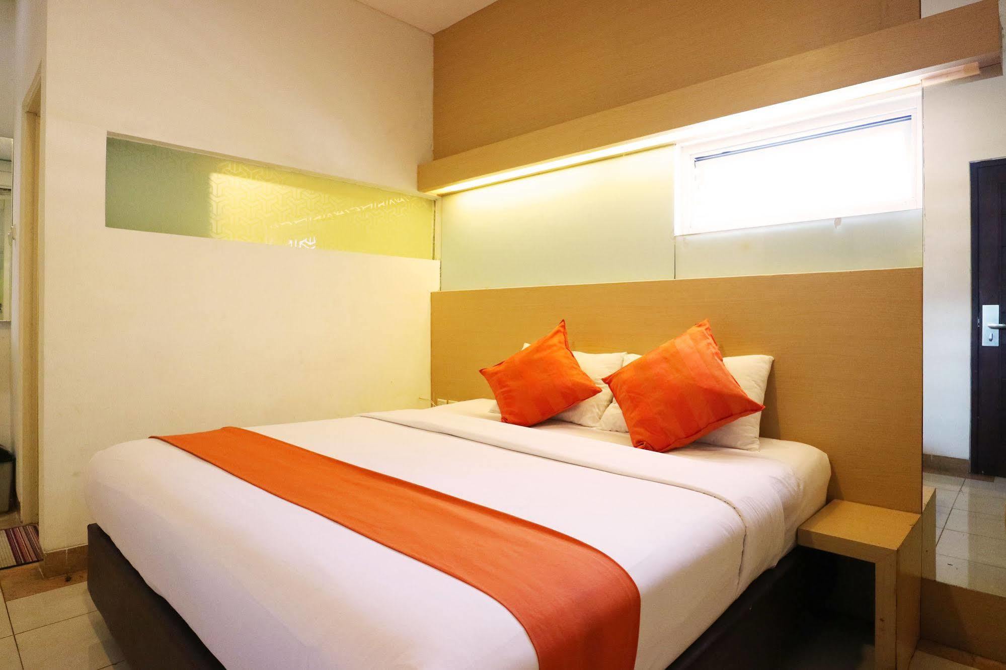 Mirah Hotel