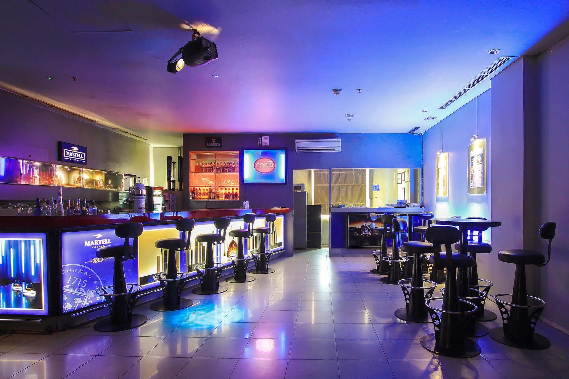 Sparks Life Jakarta, Artotel Curated Hotel