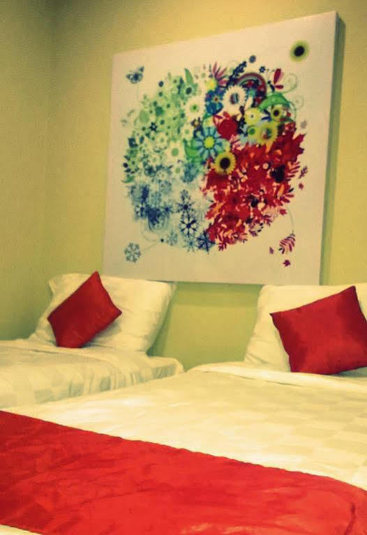 Maven Cilandak Hotel 2*