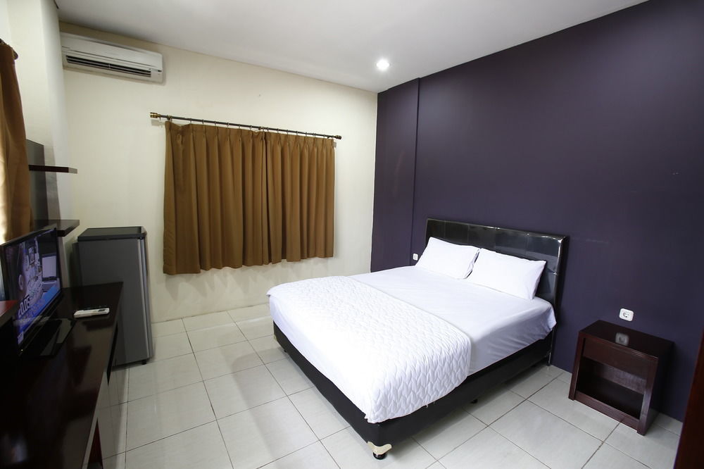Hotel Reddoorz @ Karet Kuningan Jakarta