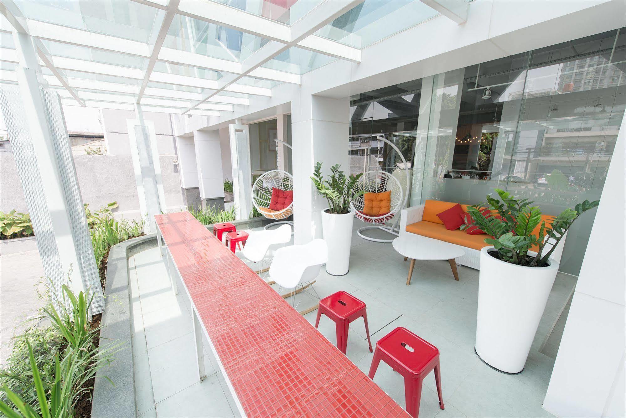 Zuri Express Mangga Dua Hotel Jakarta