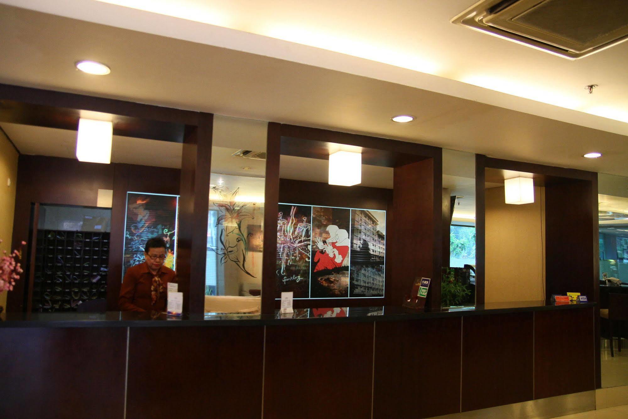 Collection O 7 Melawai 3* Jakarta
