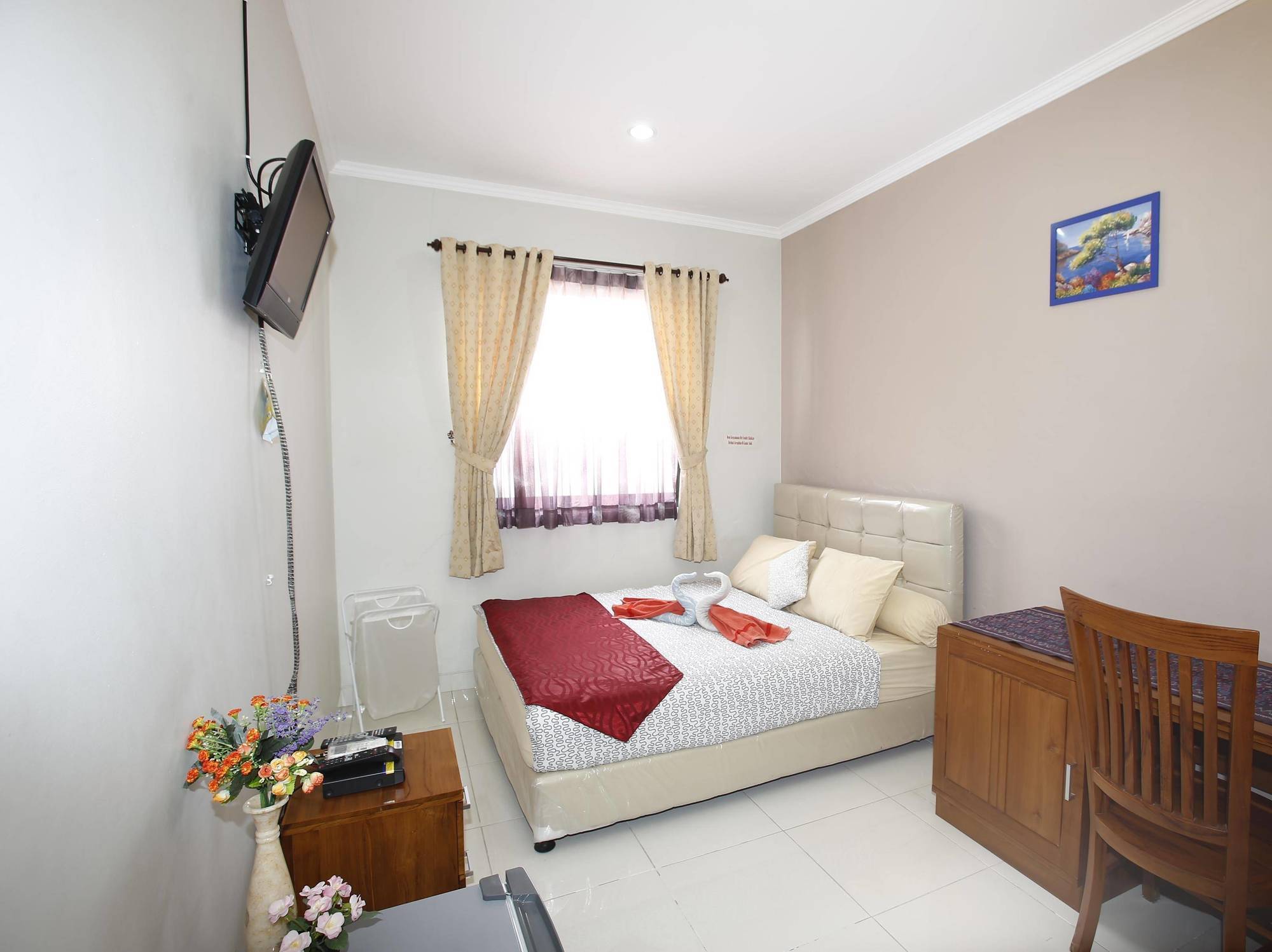 Hotel Reddoorz @ Tebet 2*