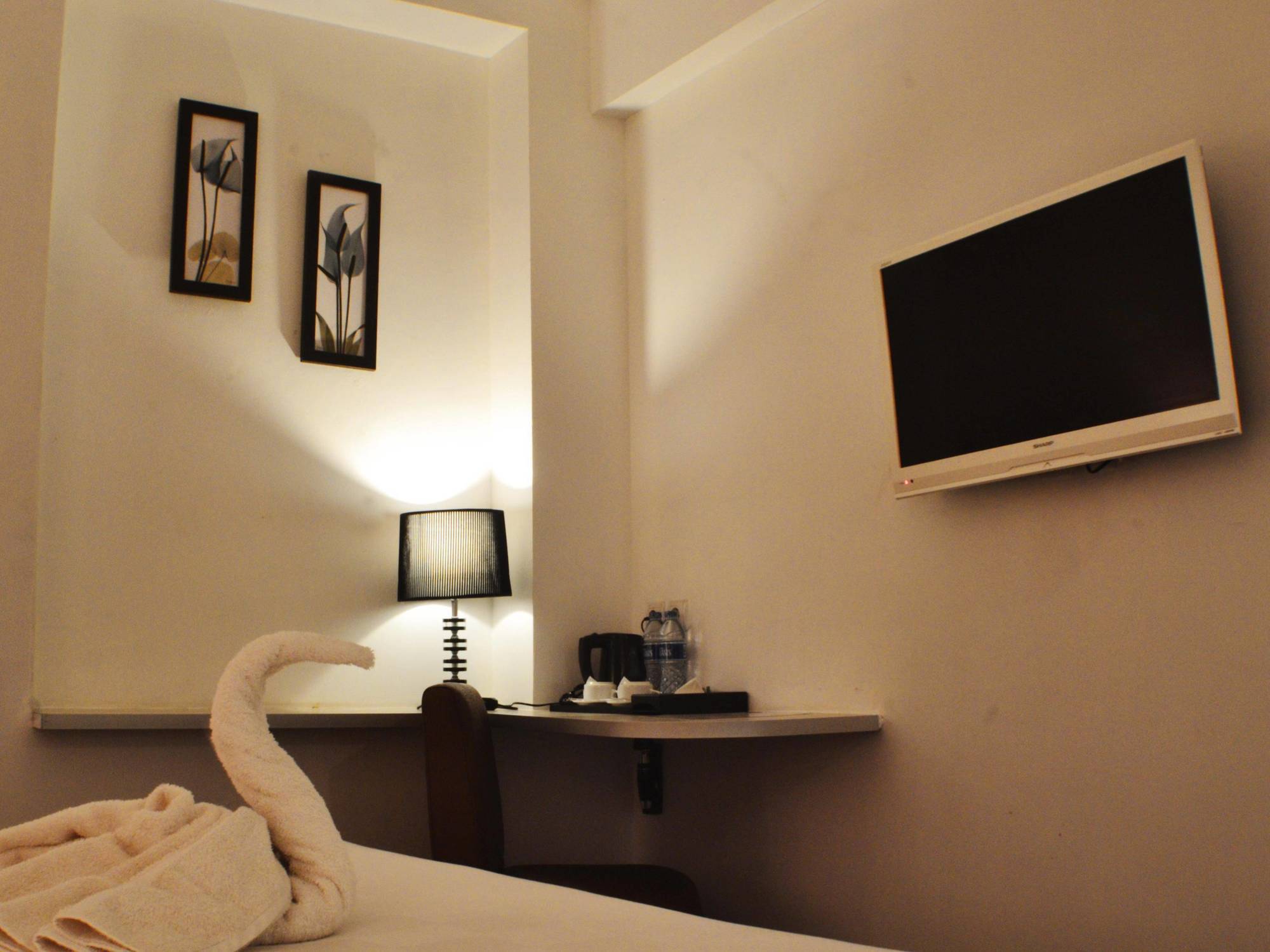 Hotel Maven Fatmawati 3*