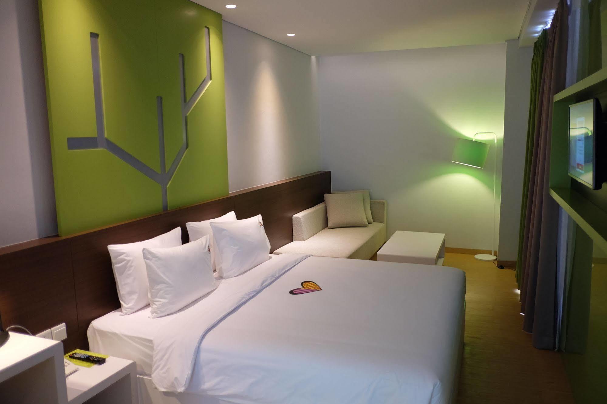 Maxonehotels.com At Pemuda 3* Jakarta