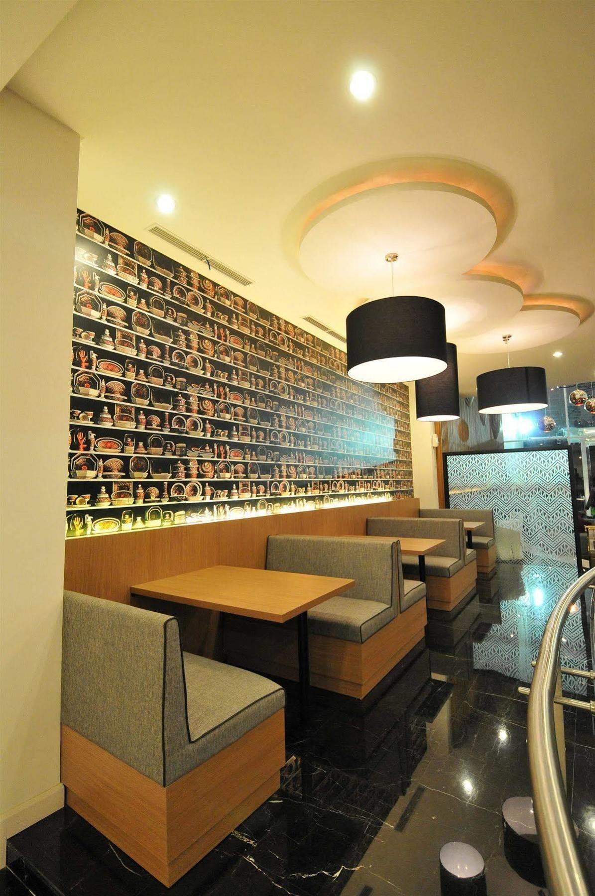 Khách sạn Clay Jakarta