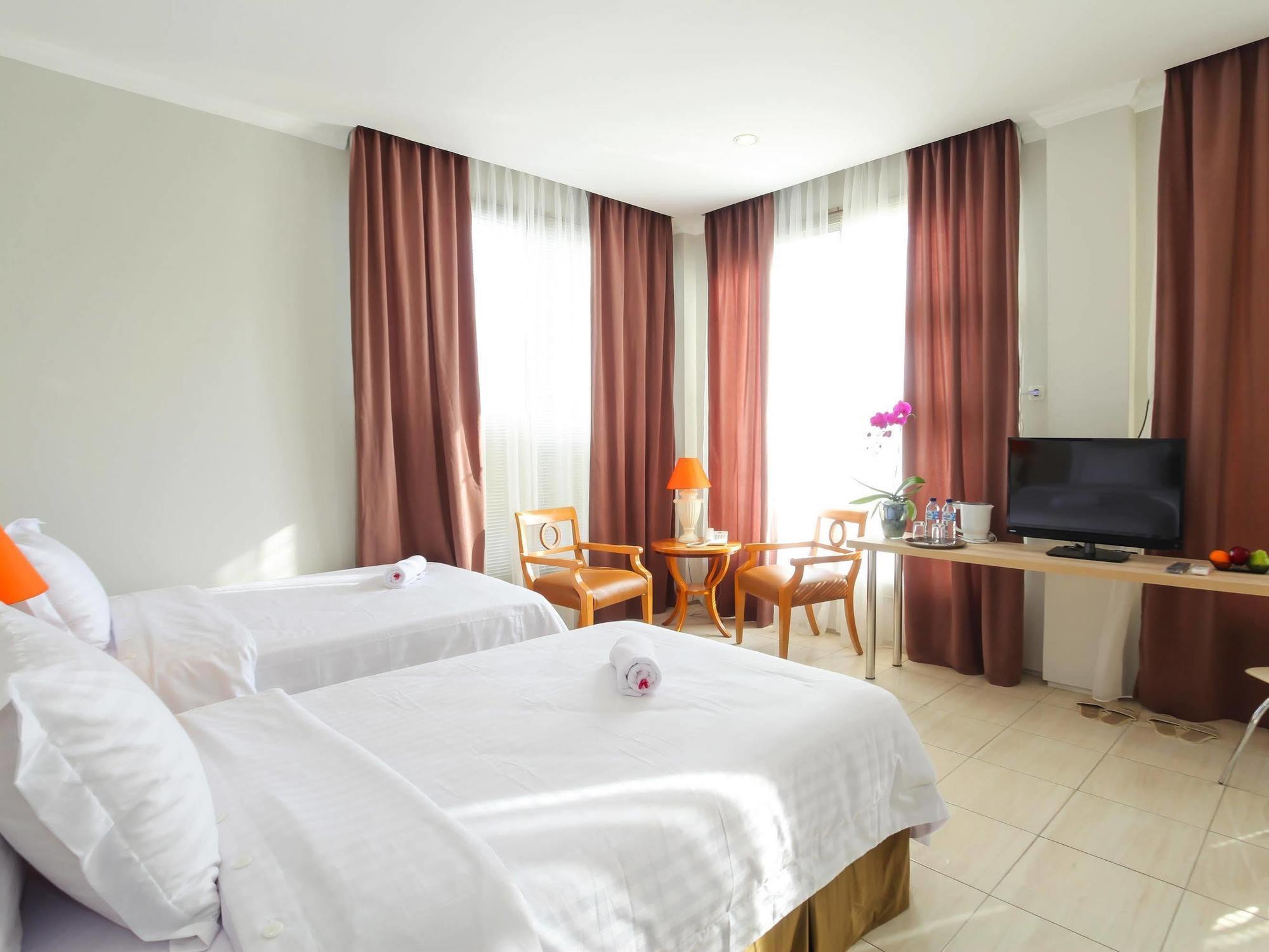 Topaz Guest house 2*
