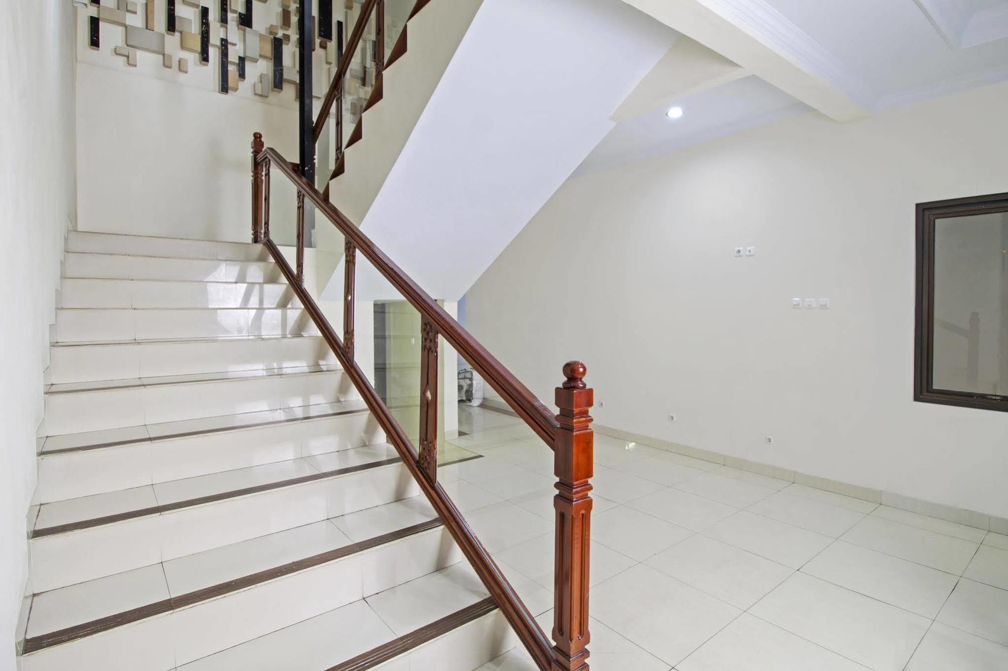 Hotel Ruangnyaman At Tebet Utara 2*
