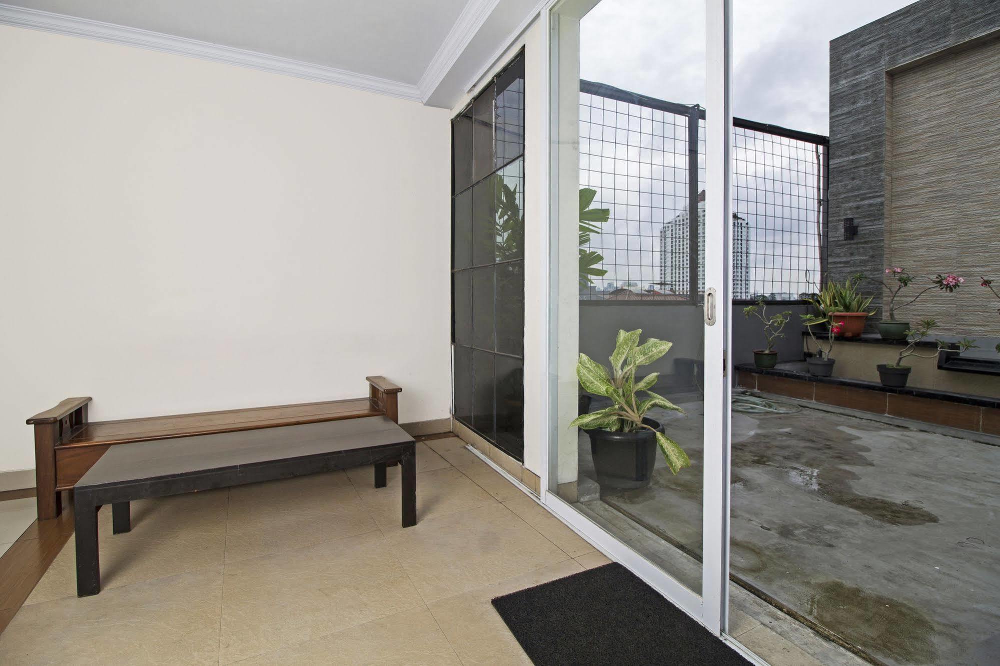 Ruangnyaman At Tebet Utara Hotel Jakarta