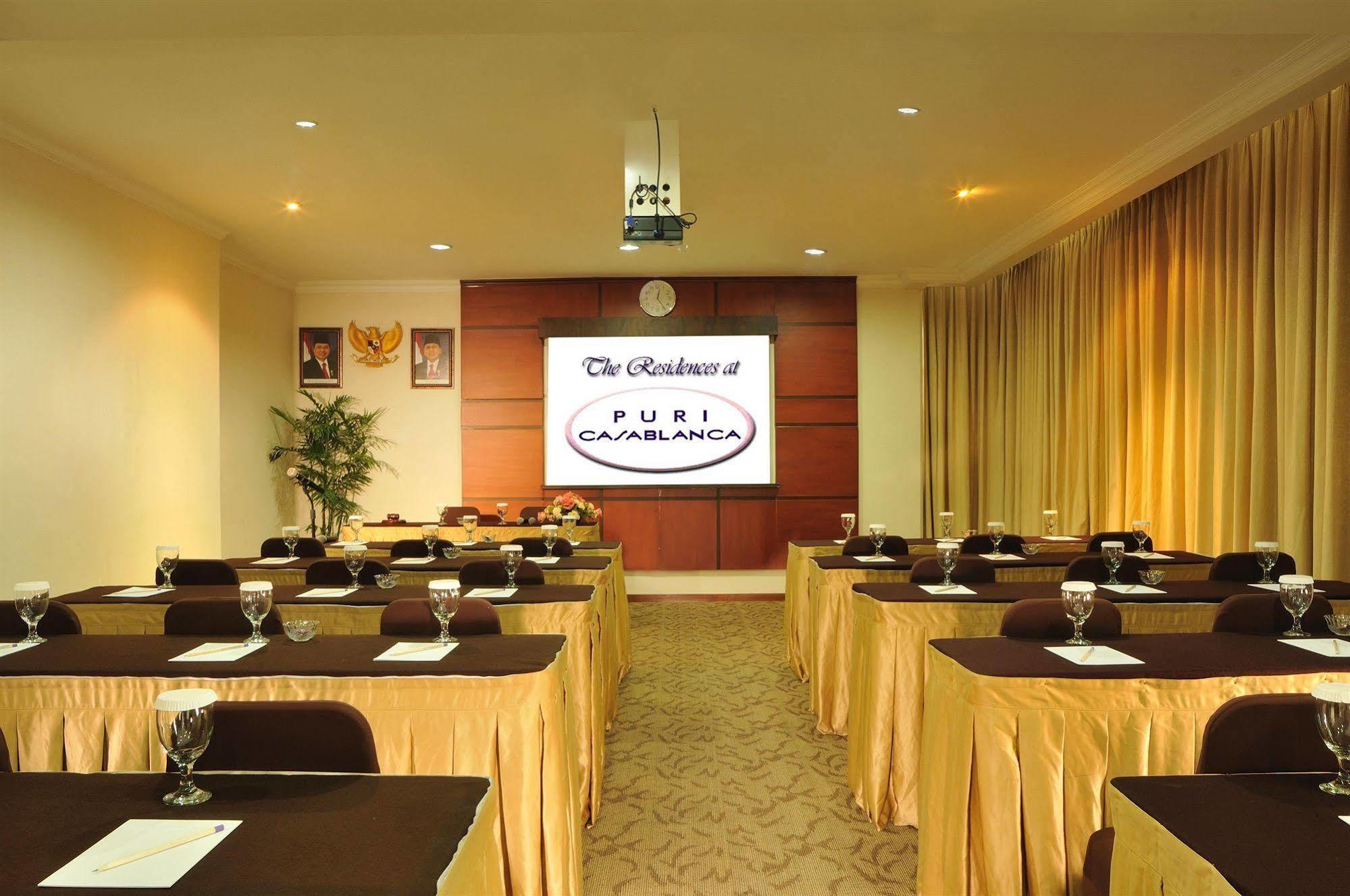 Aparthotel The Residences At Puri Casablanca