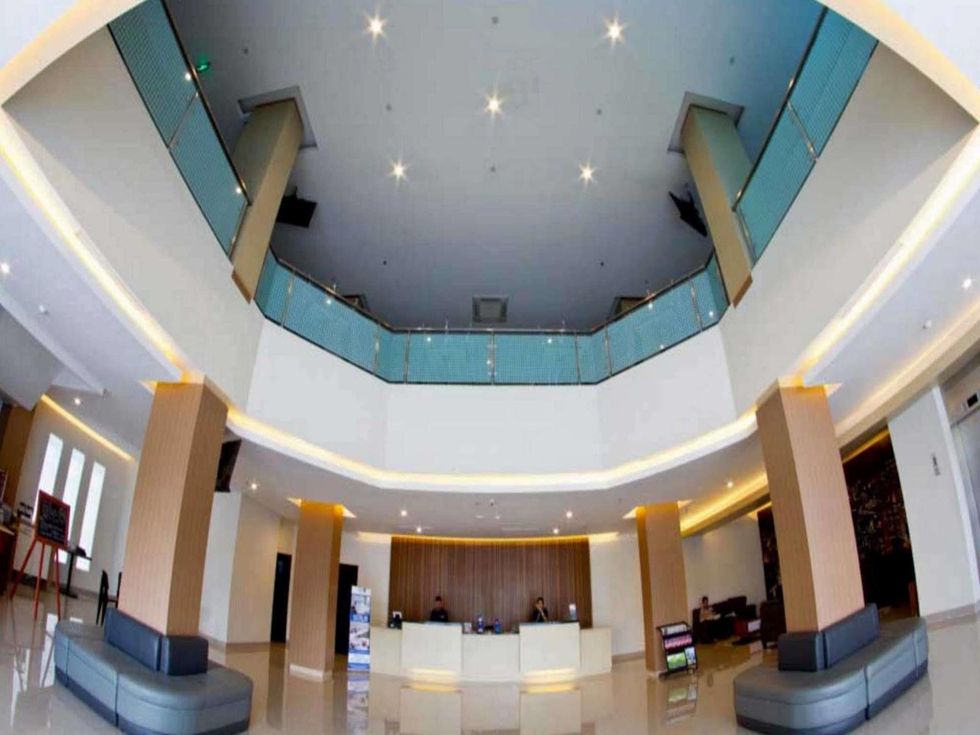 88 Mangga Besar 62 - Breakfast - Near By Ancol And Government Center 2* Jakarta