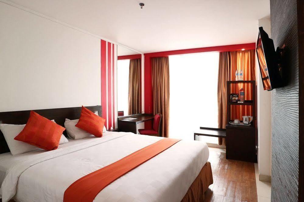 Hotel Redstar 3*