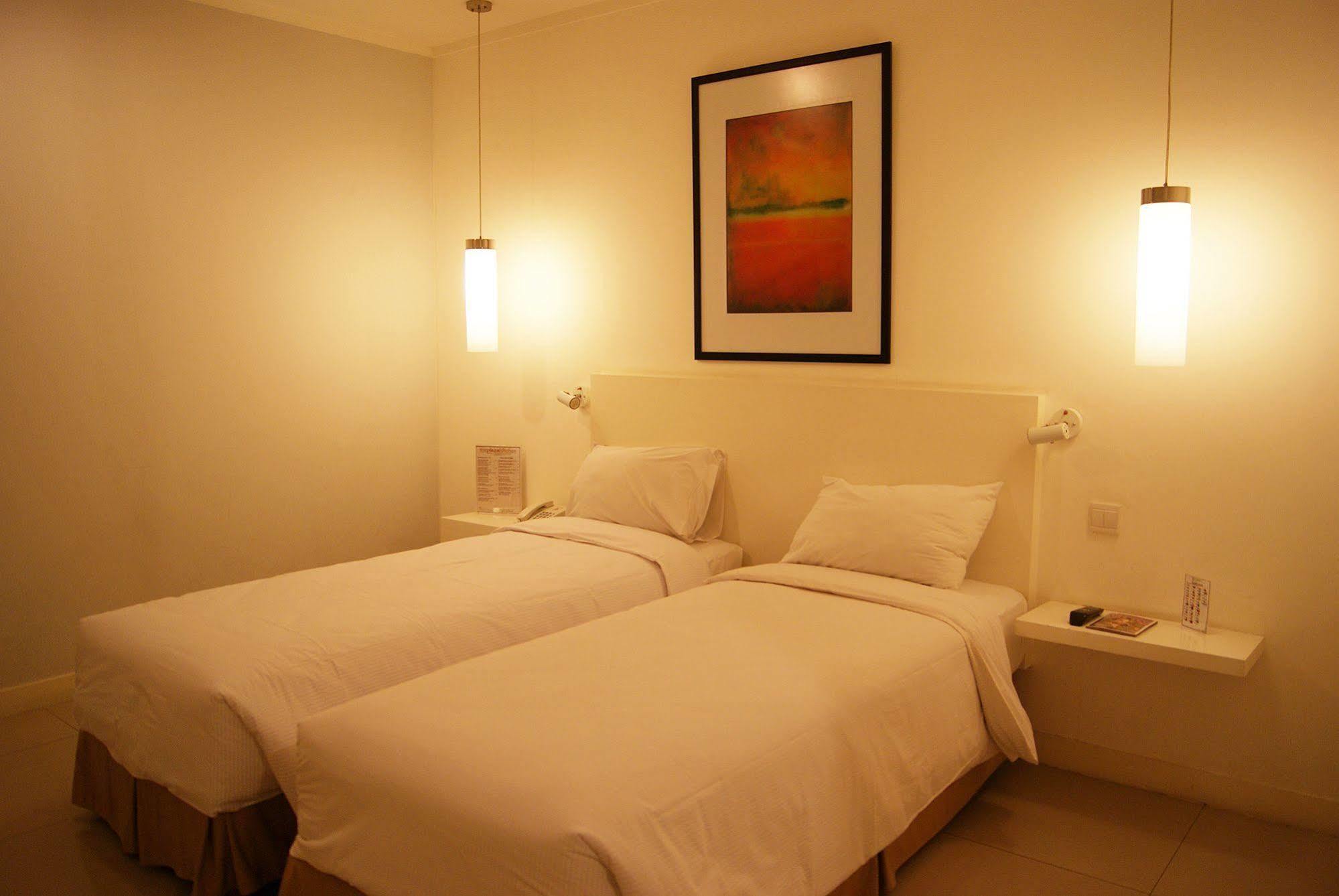 Glodok Plaza Hotel 2*