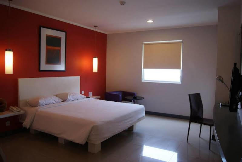 Glodok Plaza Hotel 2*