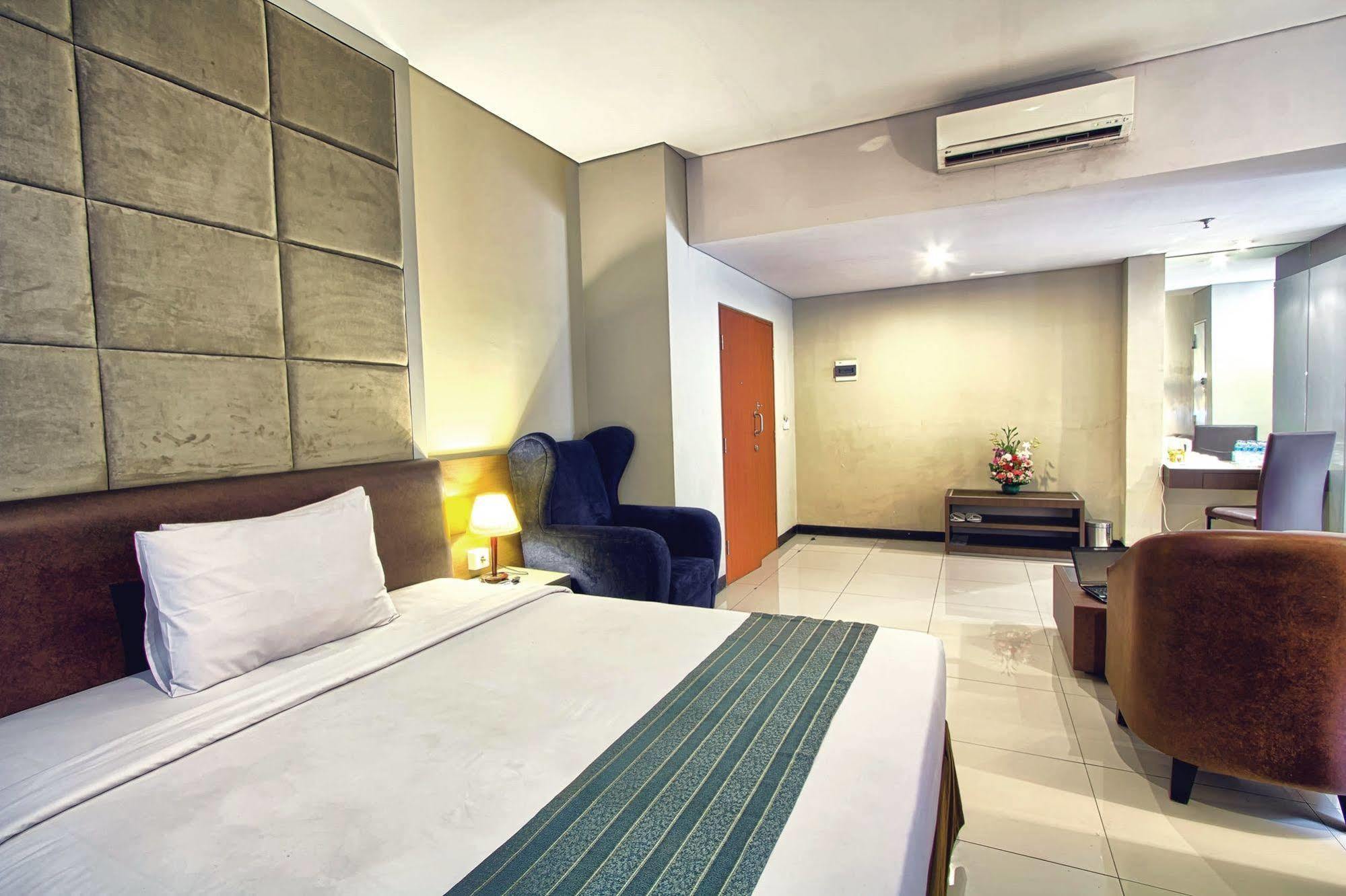 Hotel Griyadi Blue Pacific 2*