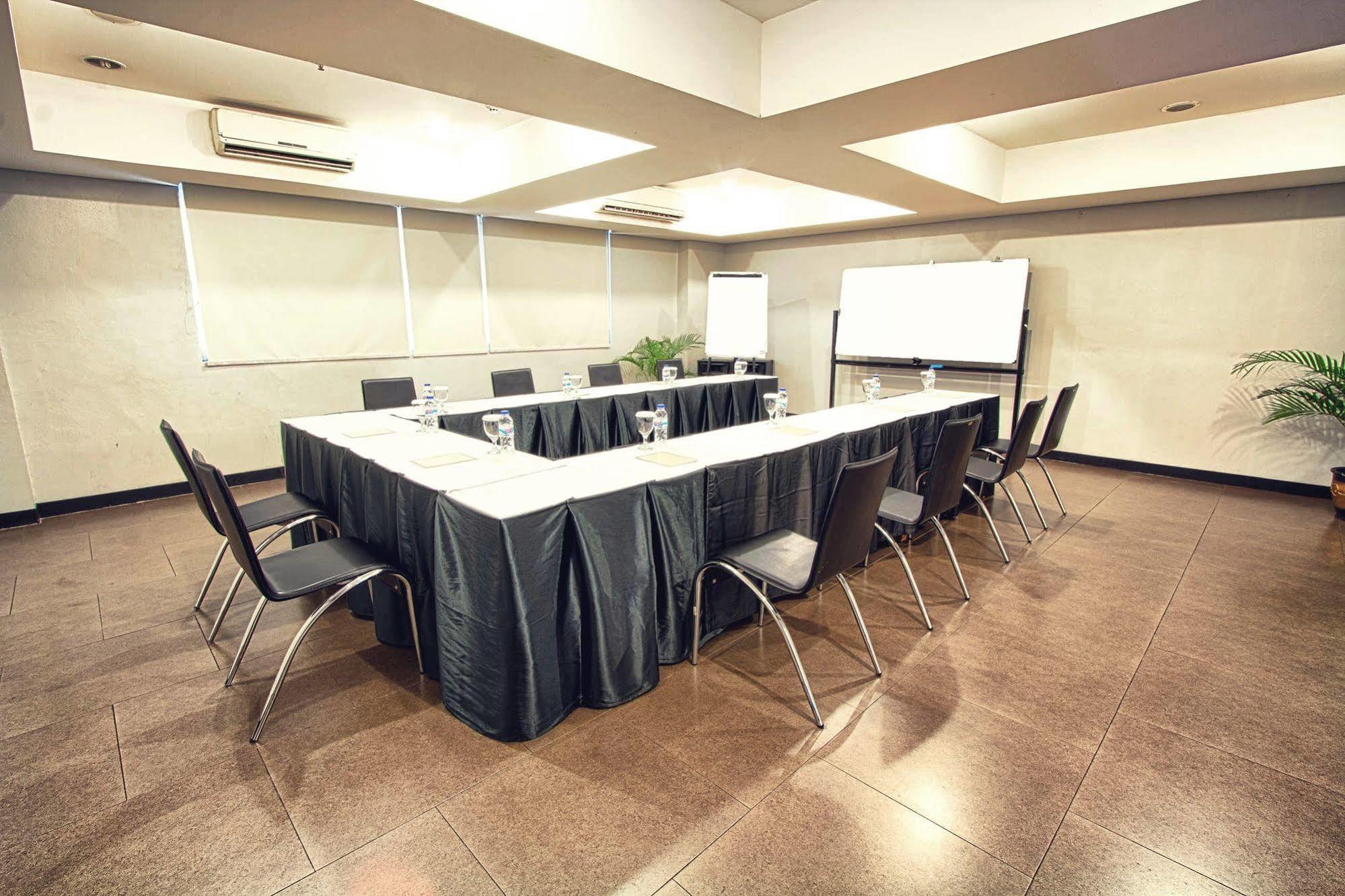 Hotel Griyadi Blue Pacific Jakarta