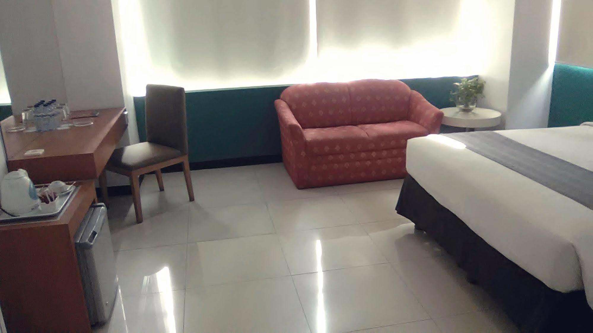 Griyadi Blue Pacific Hotel