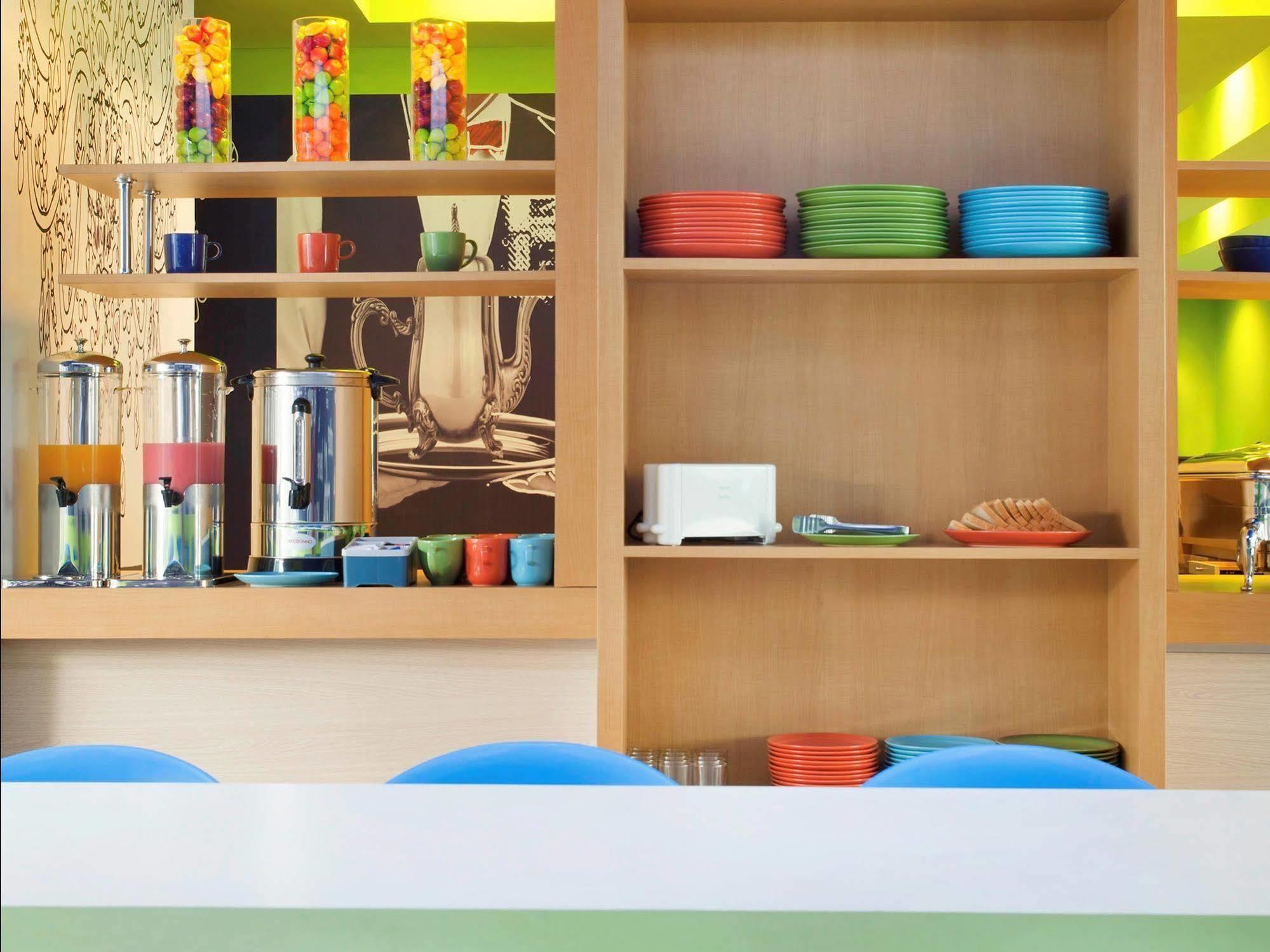 Ibis Budget Daan Mogot 2*