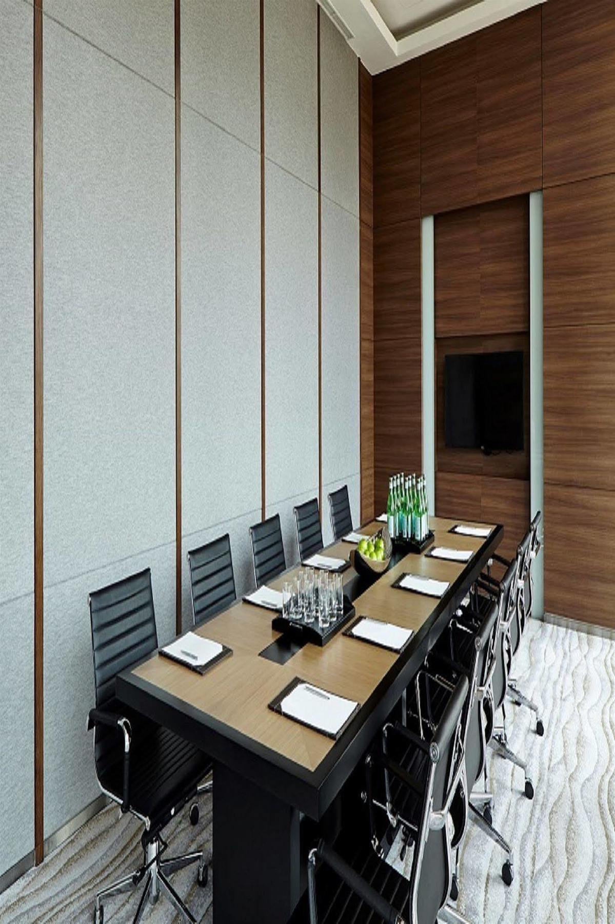 Fraser Menteng Aparthotel Jakarta