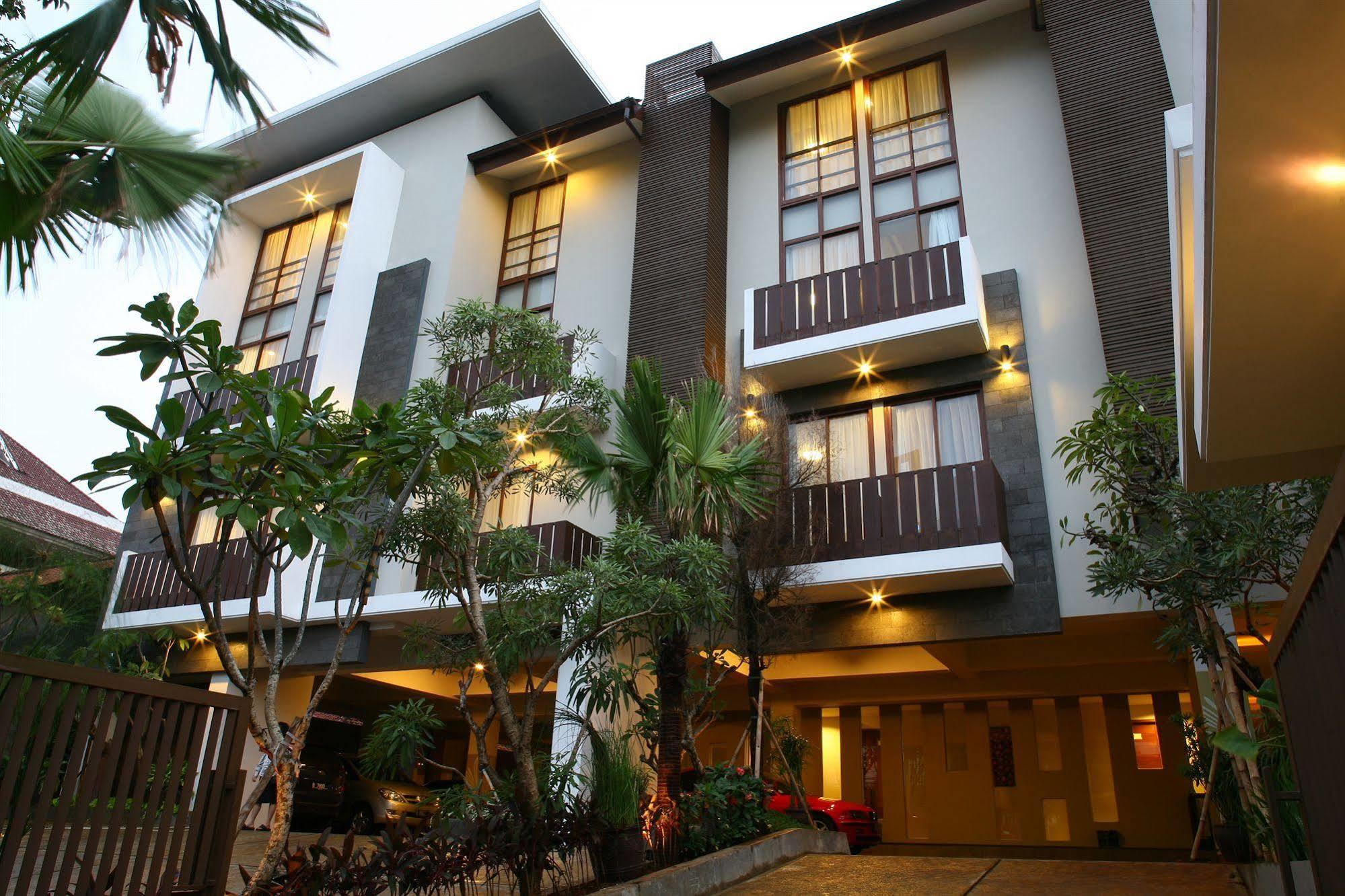 Rasuna Mansion Hotel