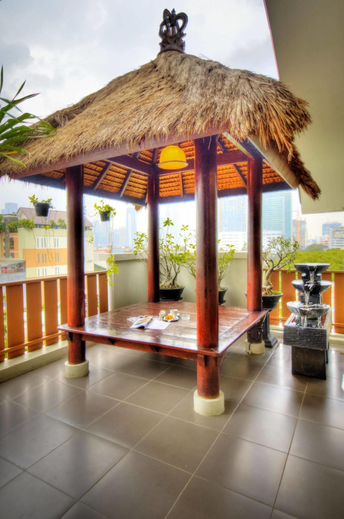 Rasuna Mansion Hotel