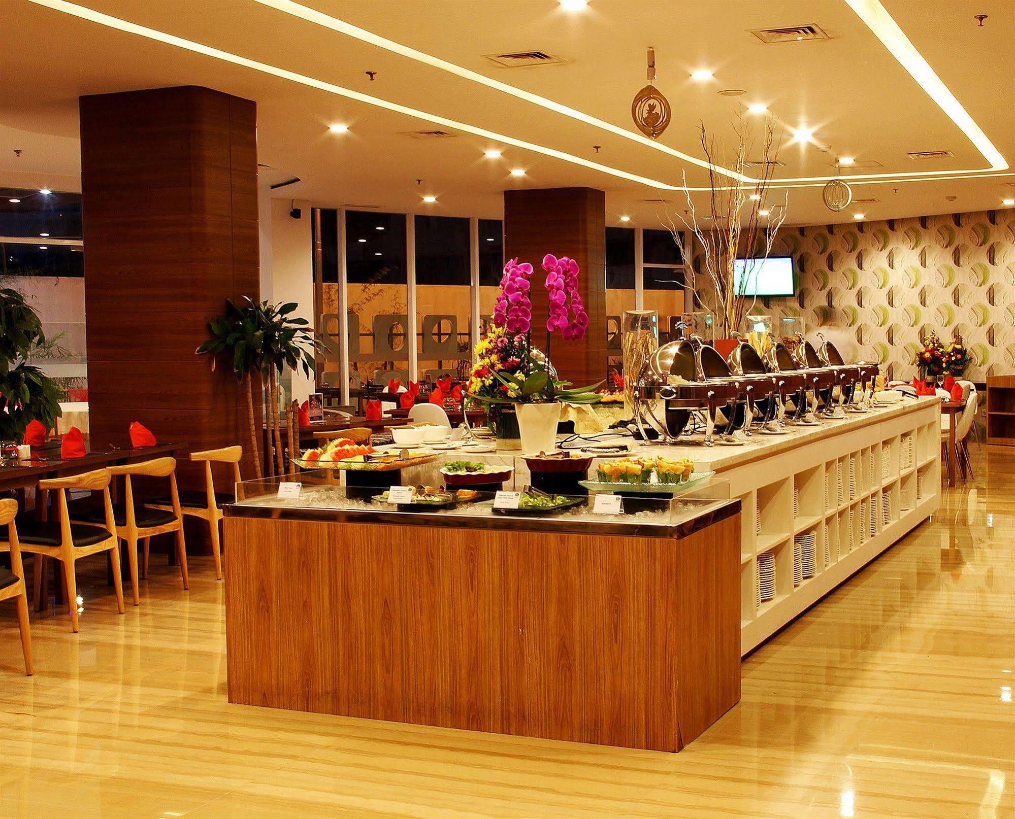 Hariston & Suites, Pluit - 4*